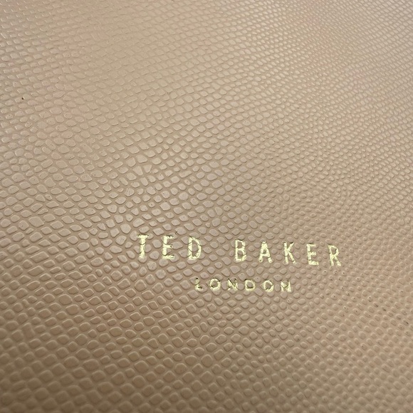 ▶️ Ted Baker ◀️ Two Tone Zippered Tote - Picture 9 of 14